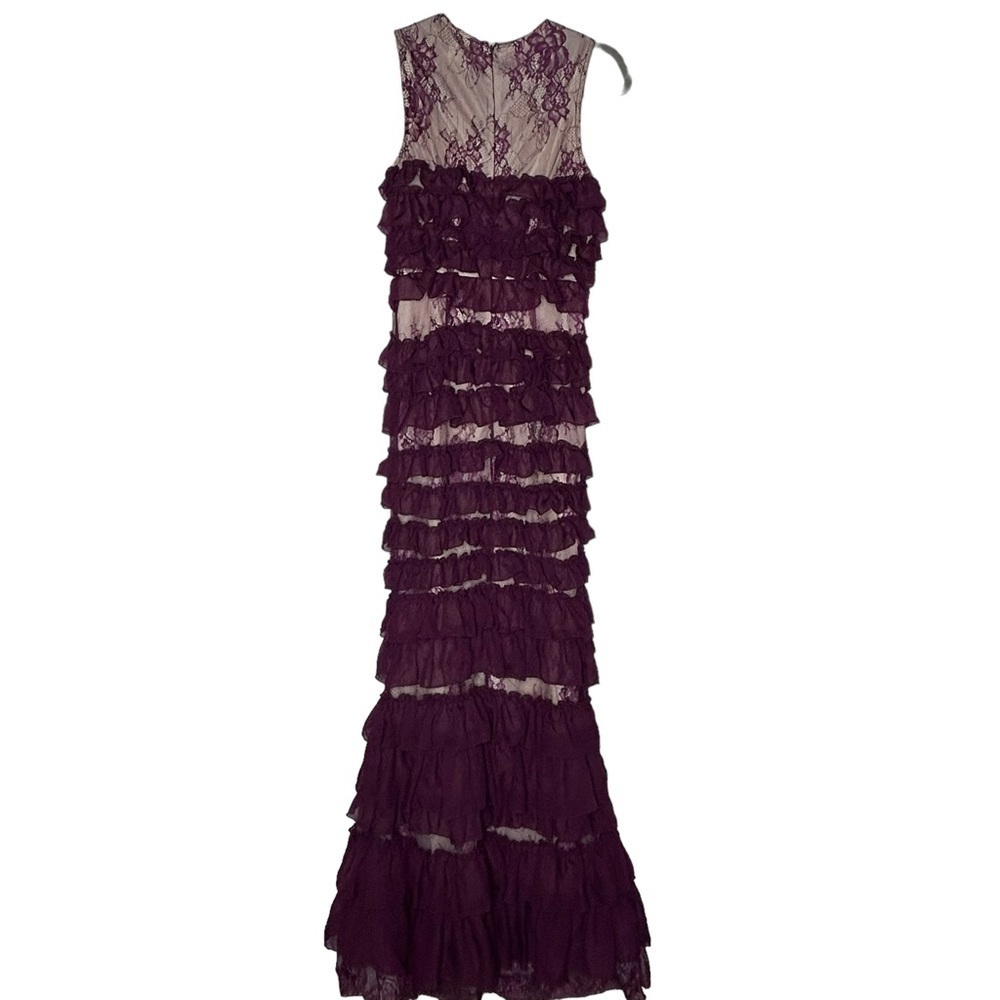 NWT L’ATISTE By Amy Purple Lace and Ruffle Mermaid Gown - Picture 3 of 15